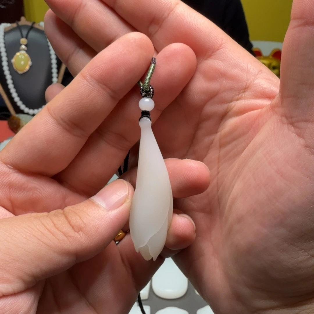 和田玉未镶嵌吊坠(不含链)