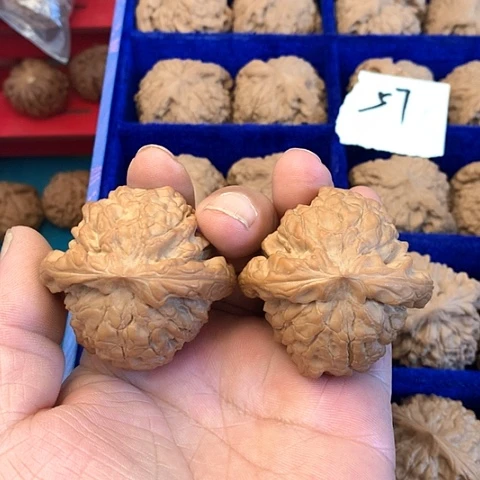 把件文玩核桃小***夫52尺精品大龙鼎