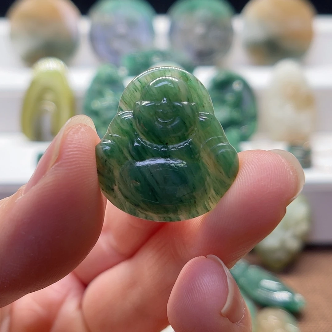 独山玉未镶嵌颈饰