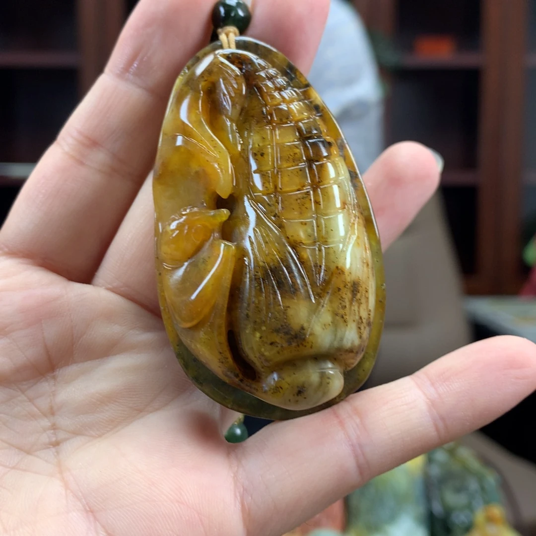 合金蛇纹石玉颈饰