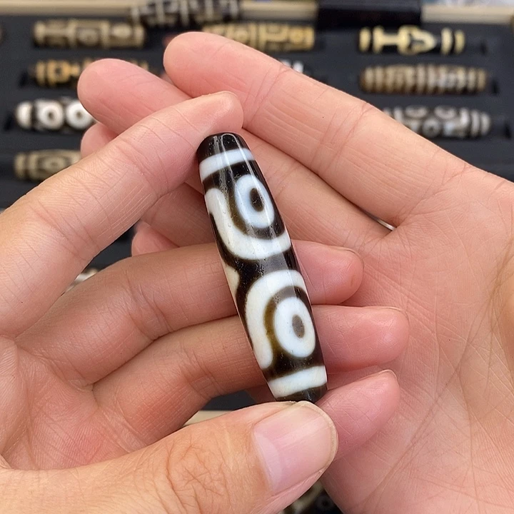 贝***勒玛瑙/玉髓未镶嵌颈饰