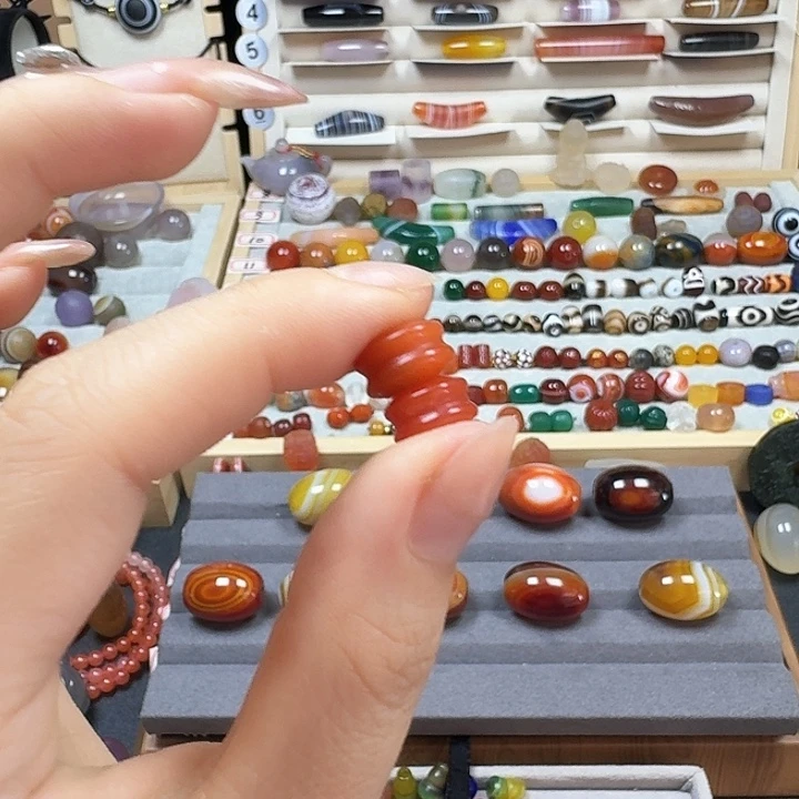 ****昊未镶嵌天然玛瑙玛瑙/玉髓