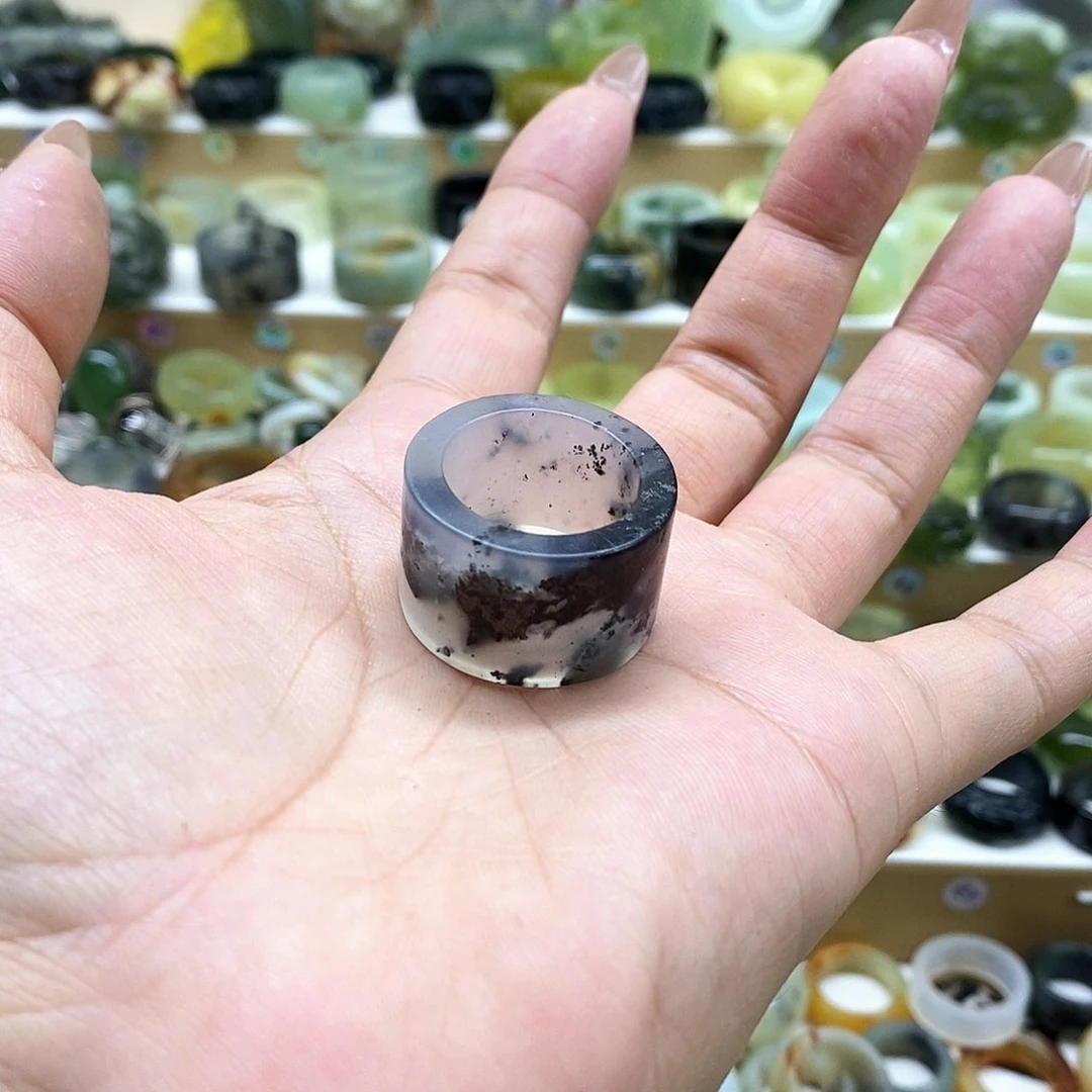 岫玉天然玉石未镶嵌刘*玲