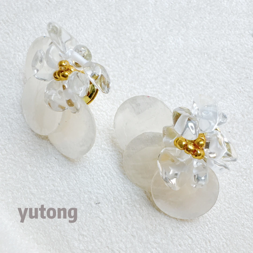 铜合金树脂耳饰 【雨桐轻奢饰品】设计款耳环YT01338