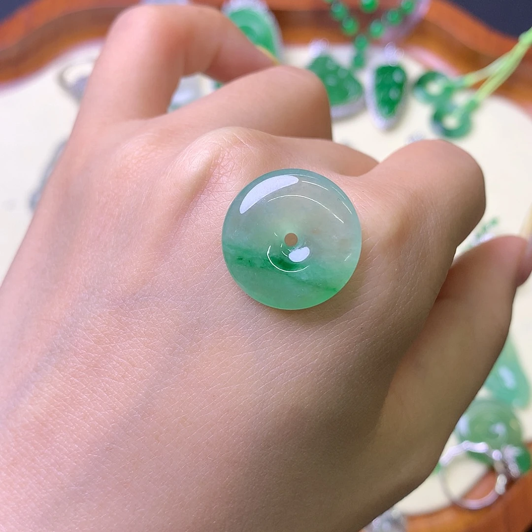 定制翡翠未镶嵌镶嵌定制