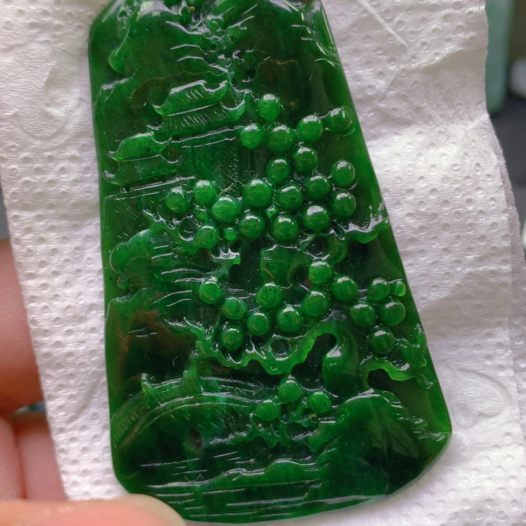 翡翠未镶嵌颈饰翡翠