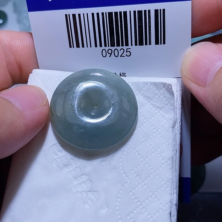 翡翠未镶嵌颈饰天光墟翡翠市场现金代购