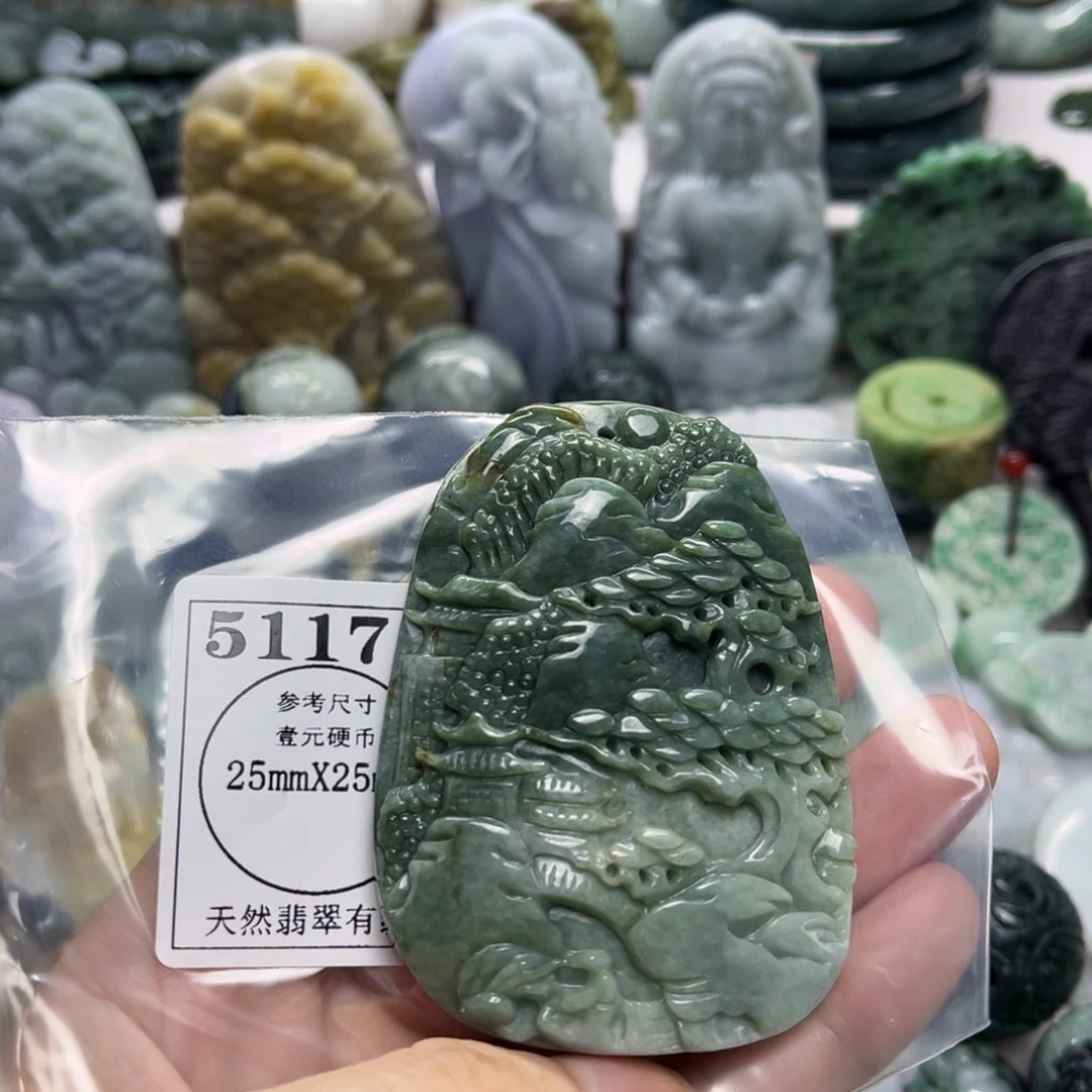 翡翠未镶嵌颈饰5117