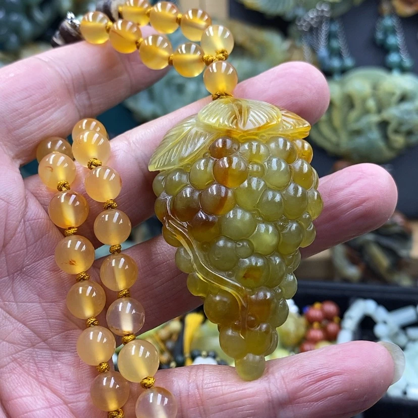 【闪购商品】未镶嵌蛇纹石玉吊坠