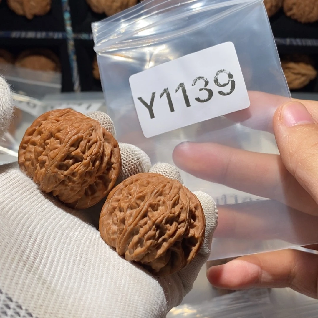 Y***d吊坠文玩核桃41磨