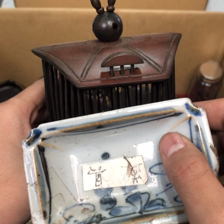 陶瓷孤品单件车里拍