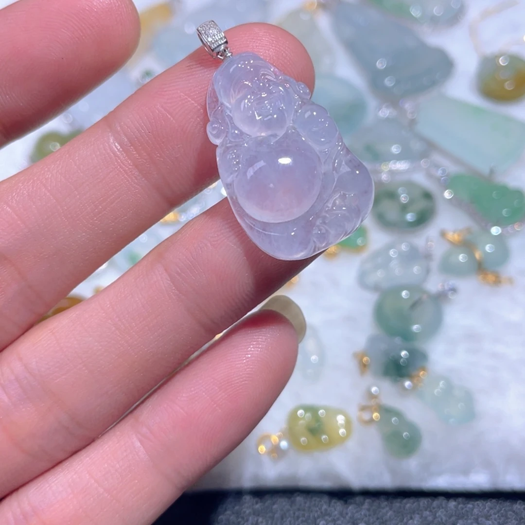 翡翠18K金镶嵌颈饰翡翠