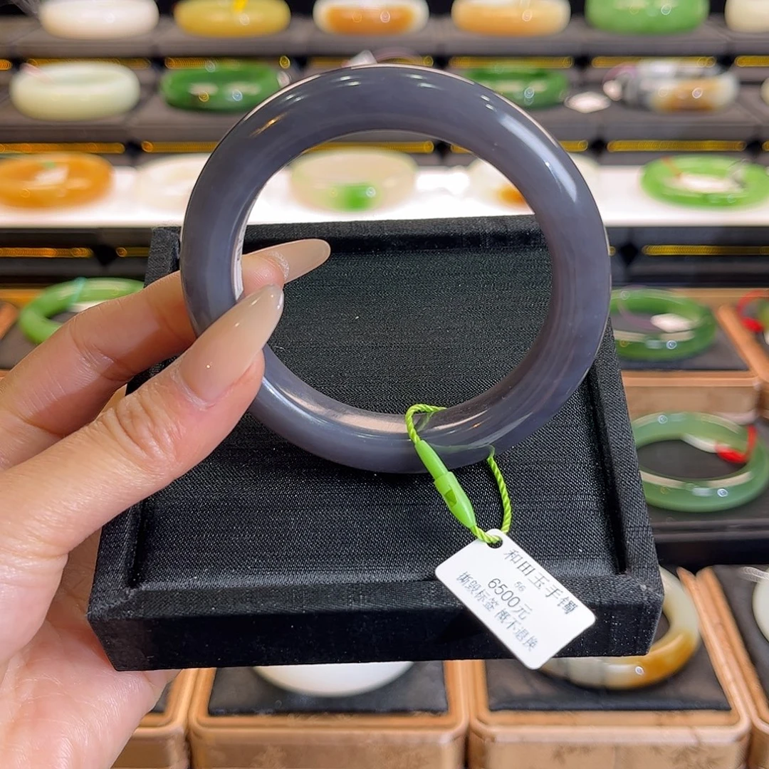 和田玉未镶嵌手镯55 56