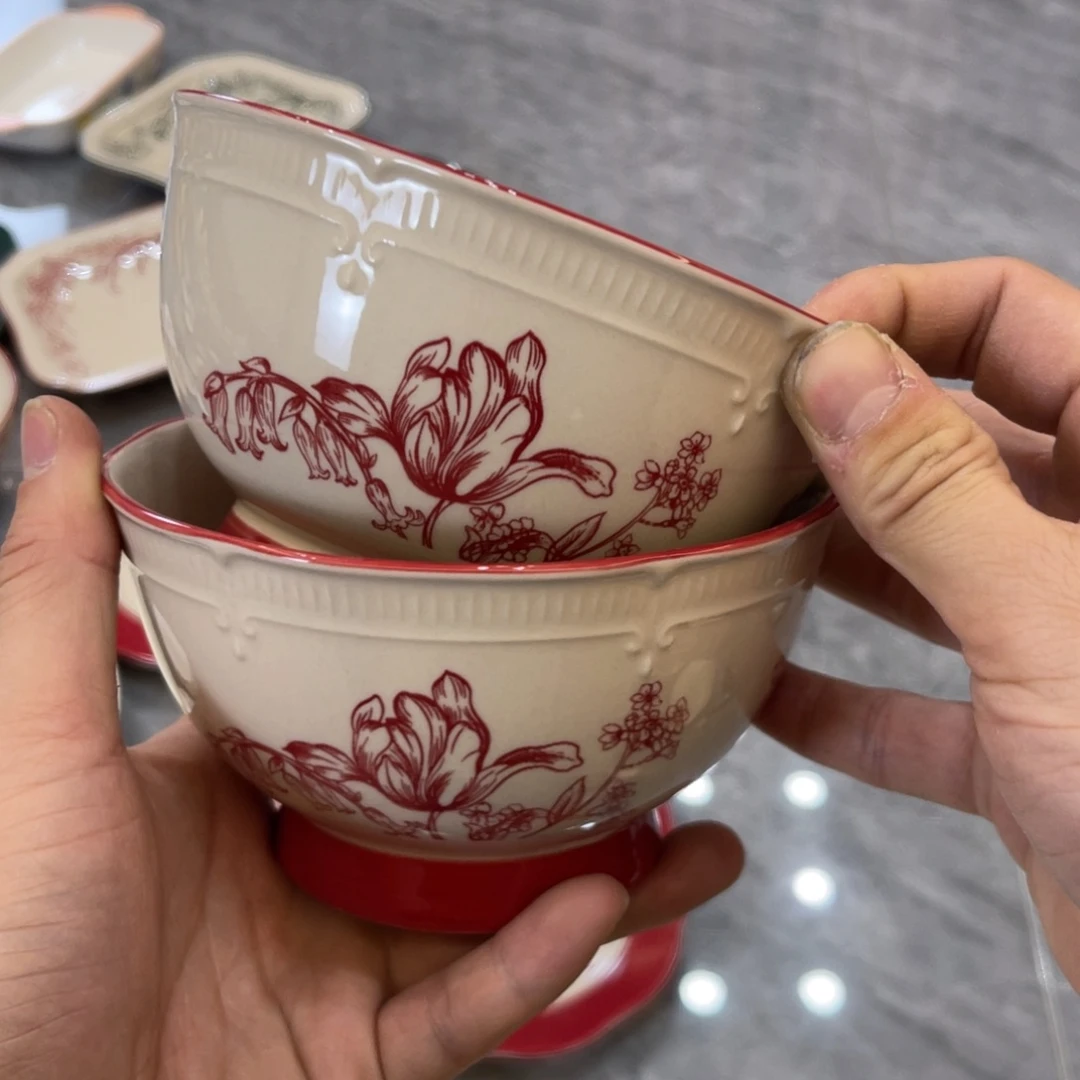 陶瓷微瑕餐具介意勿拍，满18飞！