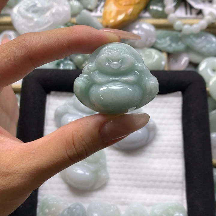 翡翠未镶嵌颈饰缅甸A货翡翠