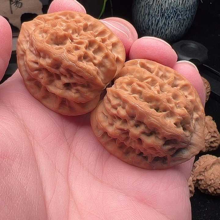 文玩核桃把件山一代原生态佛肚39尺精品