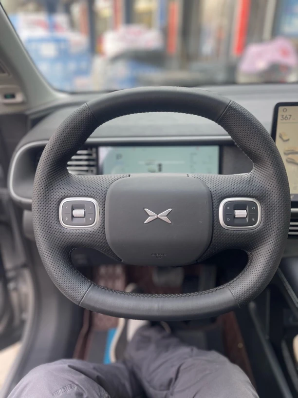 适用于小鹏G6专车专用手缝全包把套抗菌纳帕皮方向盘套