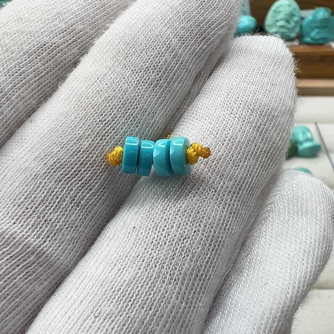 绿松石配饰未镶嵌