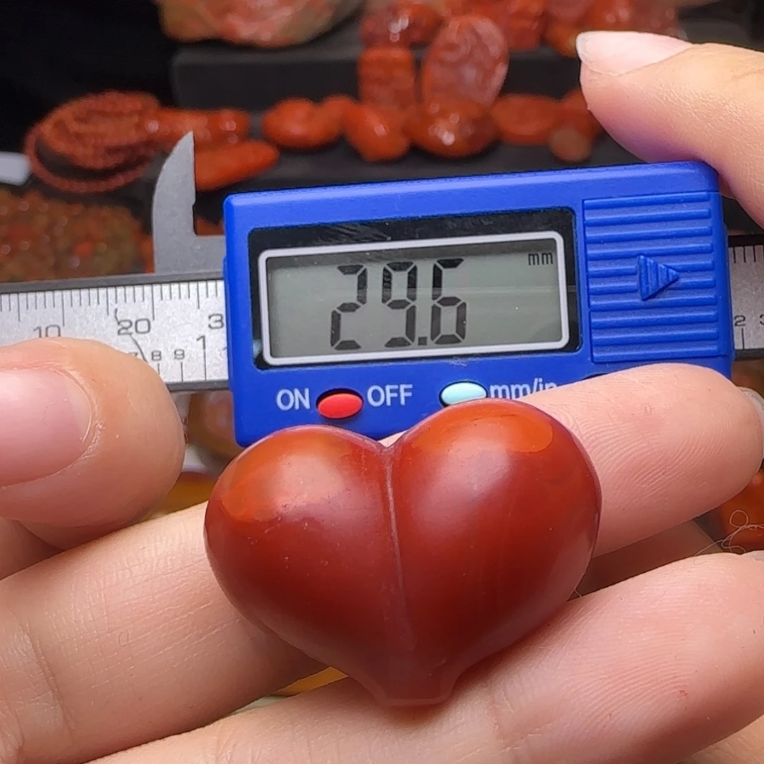 南红玛瑙未镶嵌颈饰