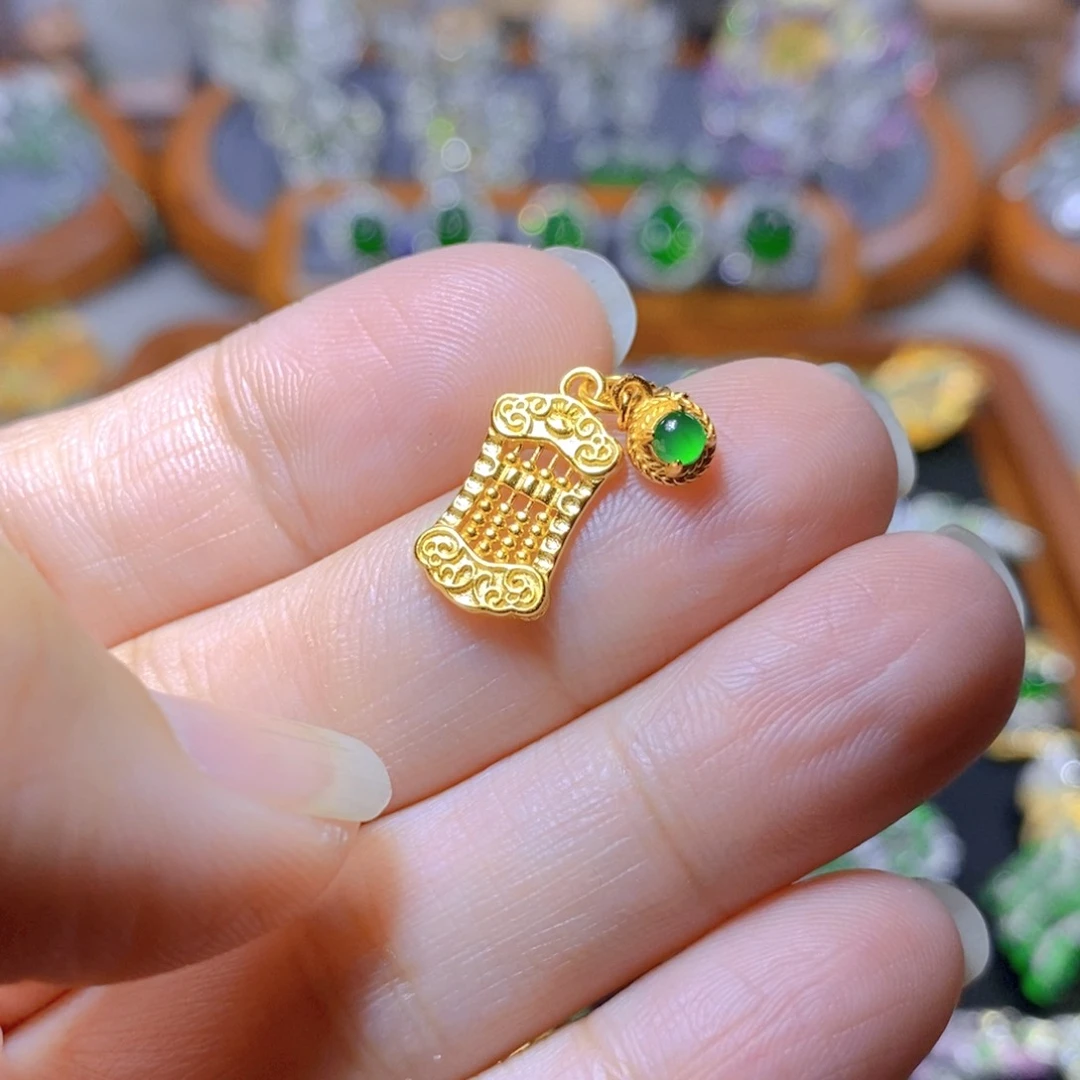 翡翠颈饰银S925镶嵌天然翡翠