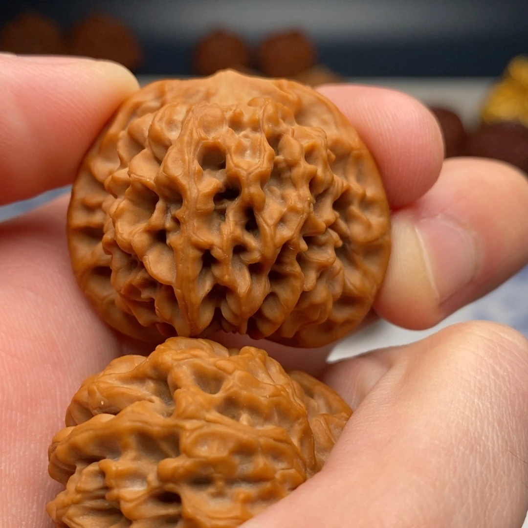 泥***山把件文玩核桃秦闷