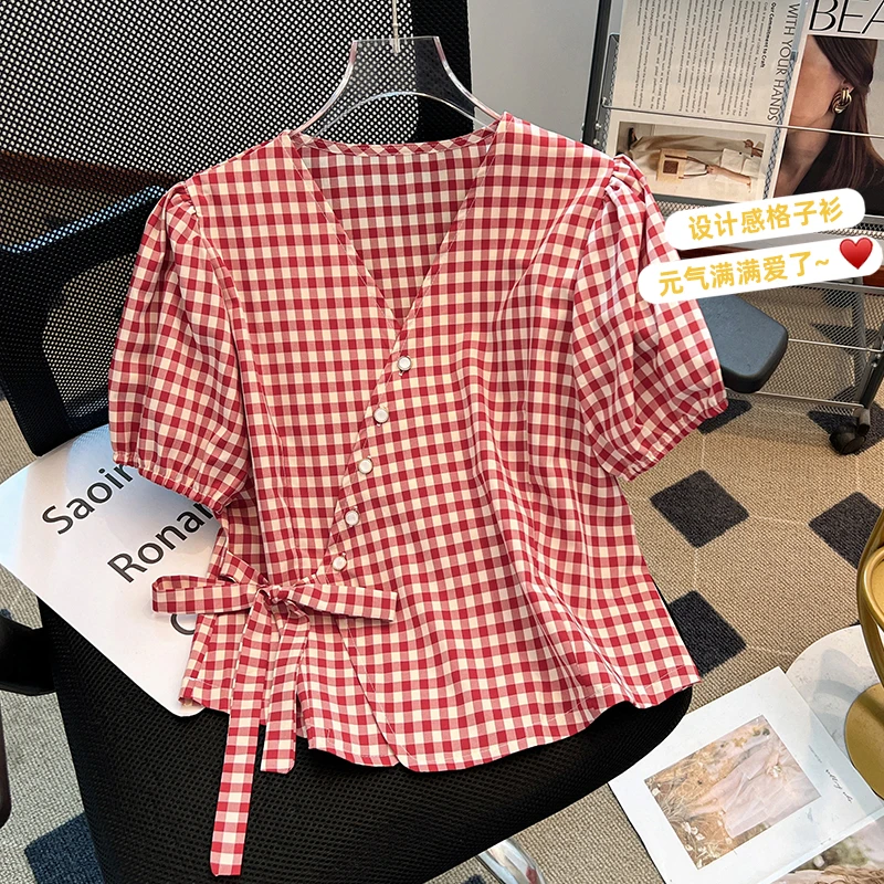 红色格子V领系带短袖衬衫女夏2025新款小众设计感小个子短款上衣
