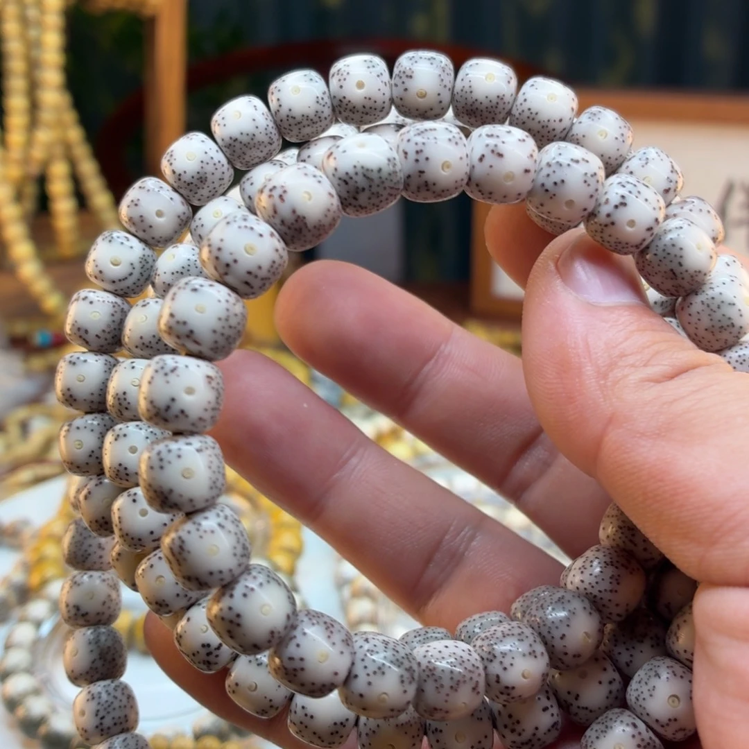 ****吴星月菩提手串海南星月菩提大眼睛