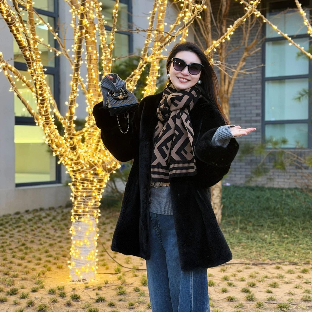 未使用 Museje Moye Museje Moye新款千金风黑色水貂外套