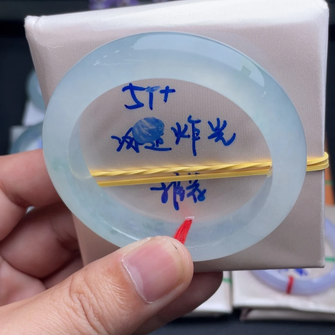 翡翠未镶嵌手镯翡翠手镯17