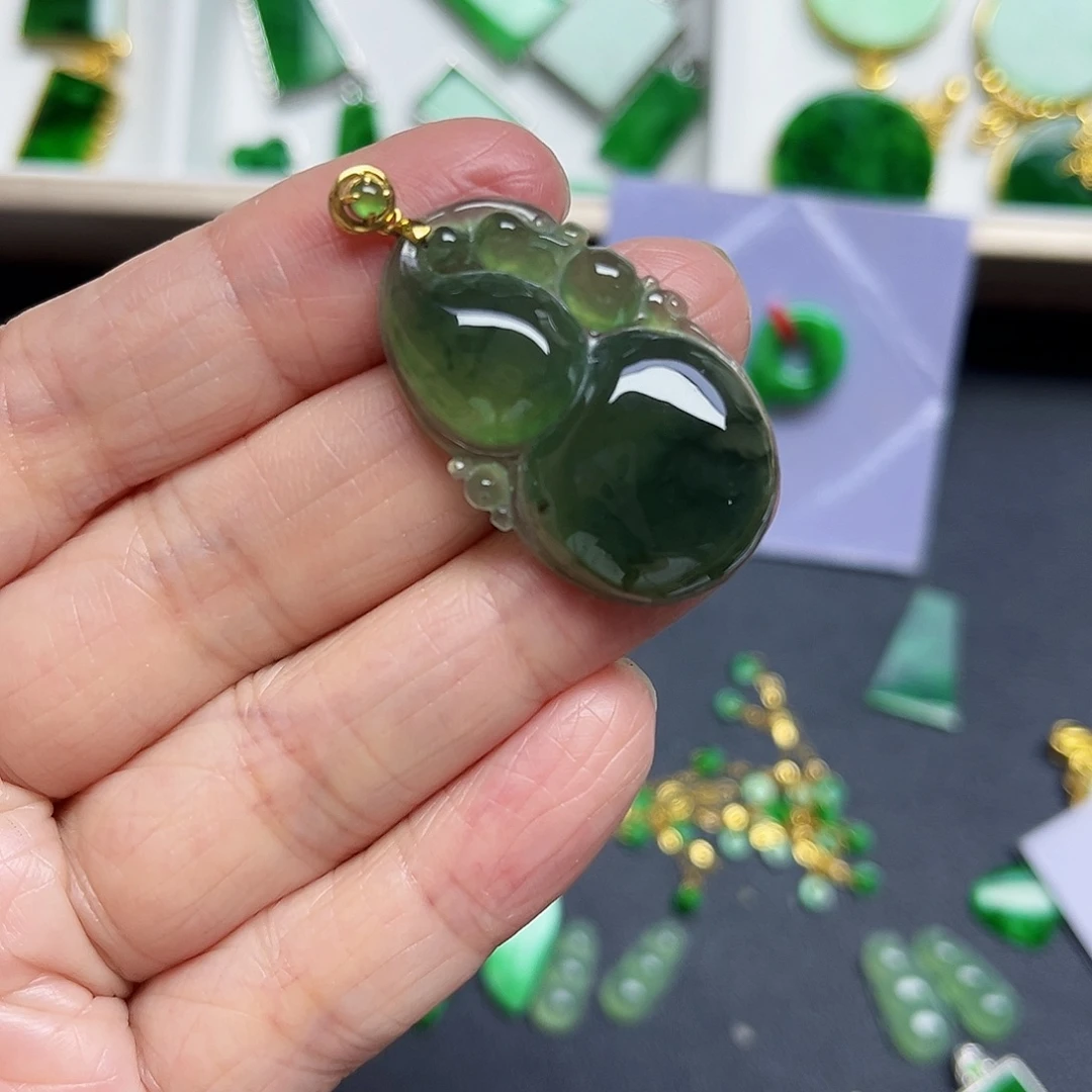 翡翠18K金镶嵌吊坠(不含链)