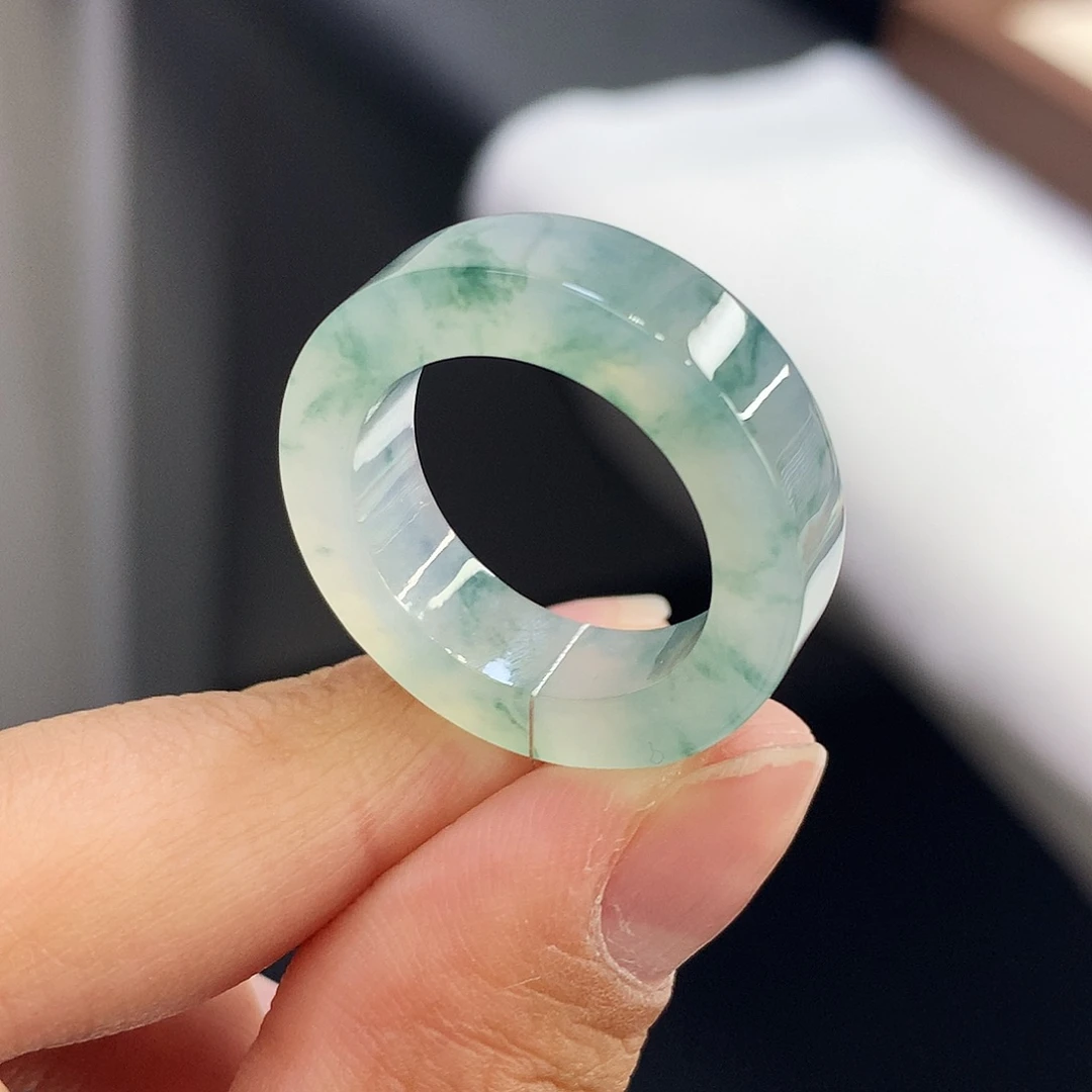 翡翠未镶嵌戒指16号