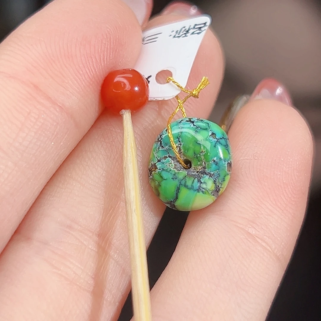 南红玛瑙未镶嵌珠宝奇石