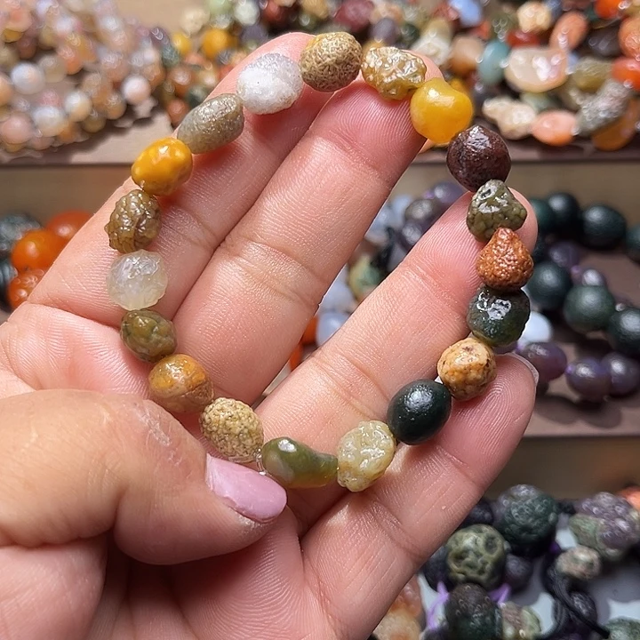 阿拉善彩玛瑙手串