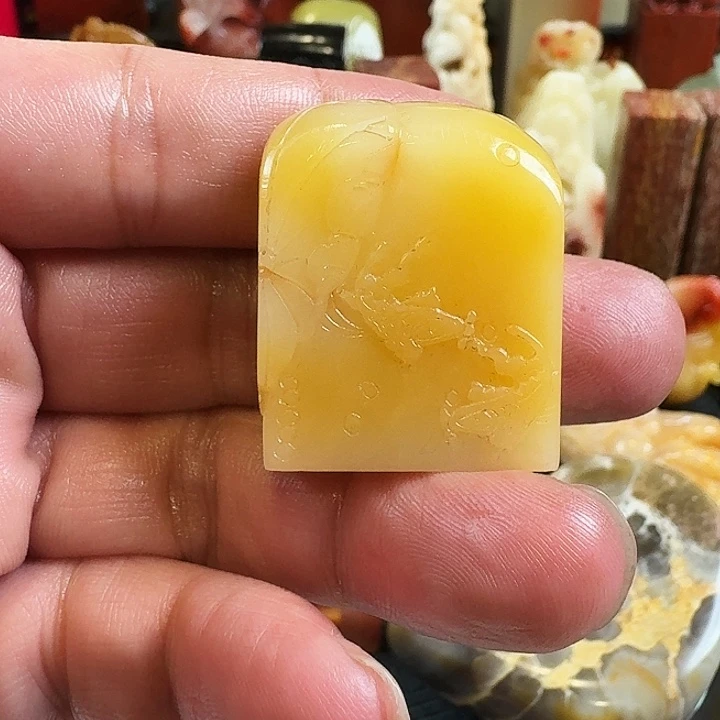 寿山石銀包金汶洋石