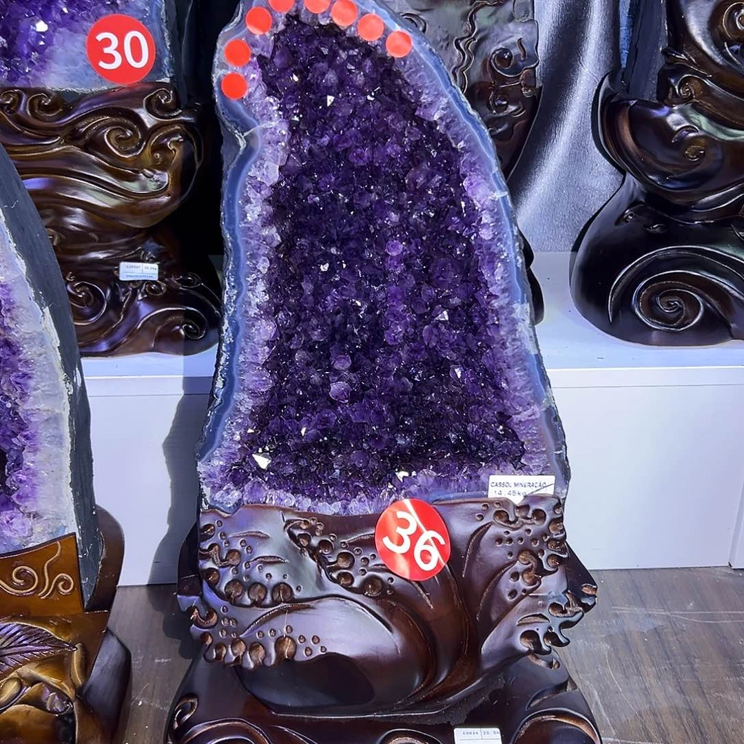 紫晶未镶嵌大型摆件（非配饰）