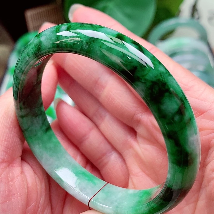 翡翠未镶嵌手镯天然翡翠手镯