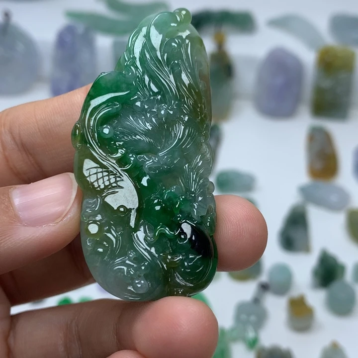 翡翠未镶嵌吊坠(不含链)