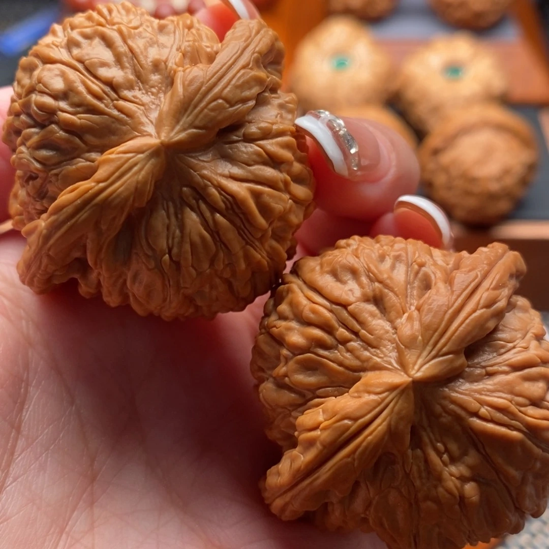 把件文玩核桃45尺白狮子