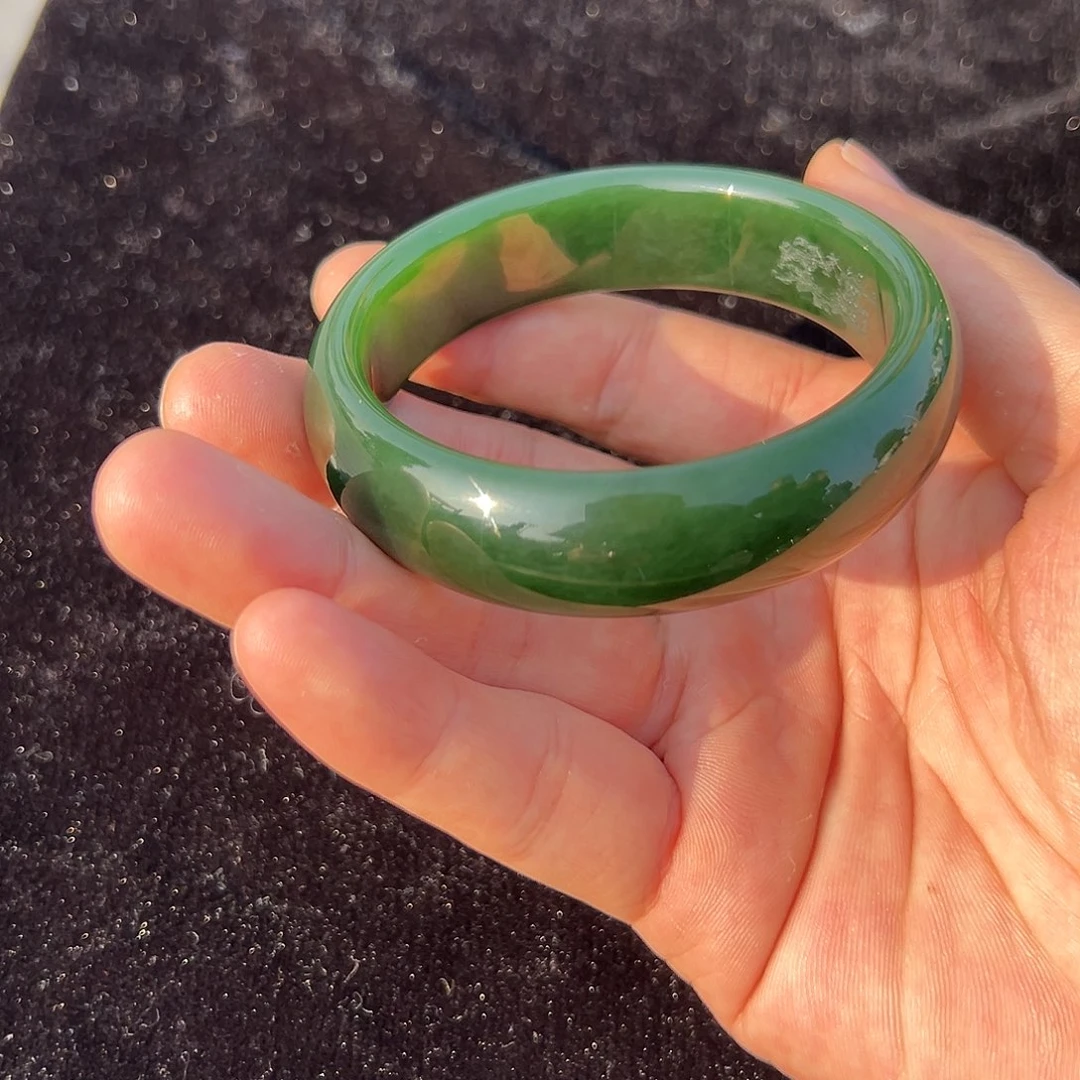 海***边和田玉未镶嵌手镯