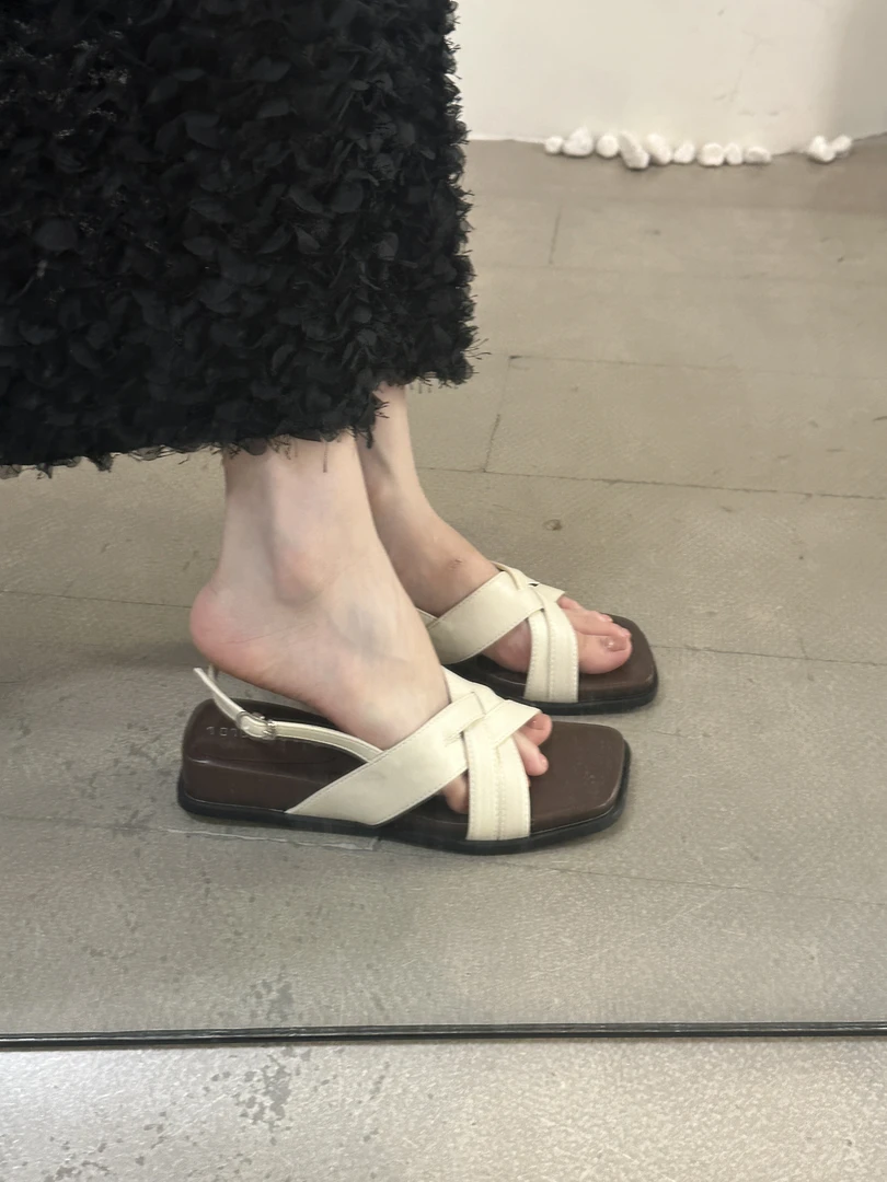 阿南儿~罗马凉鞋女夏外穿新款法式复古仙女风度假海边坡跟沙滩鞋