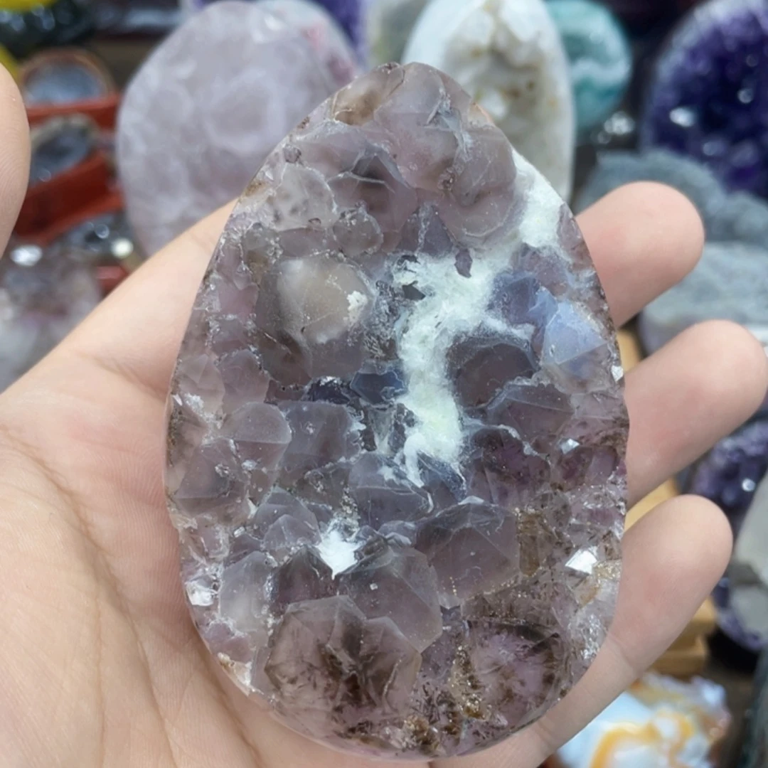 紫晶未镶嵌大型摆件（非配饰）