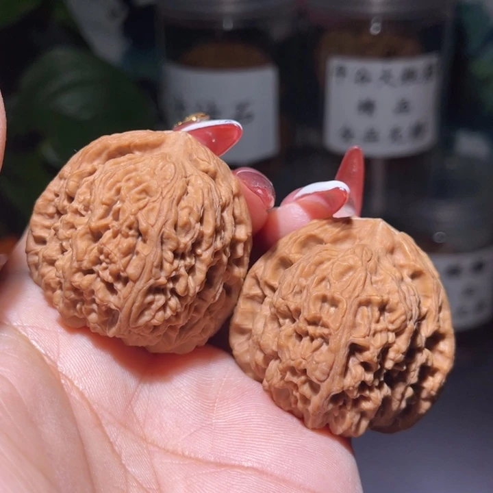 文玩核桃吊坠          41