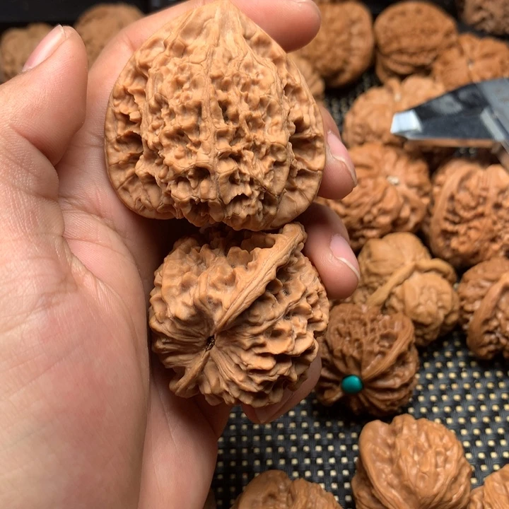 文玩核桃把件可****谁关冒