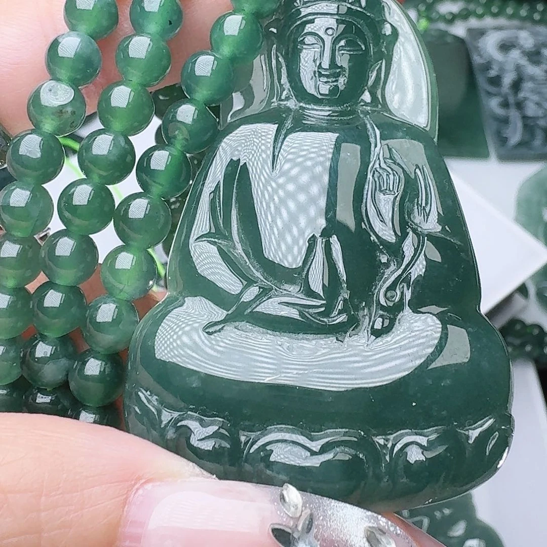 翡翠未镶嵌颈饰11