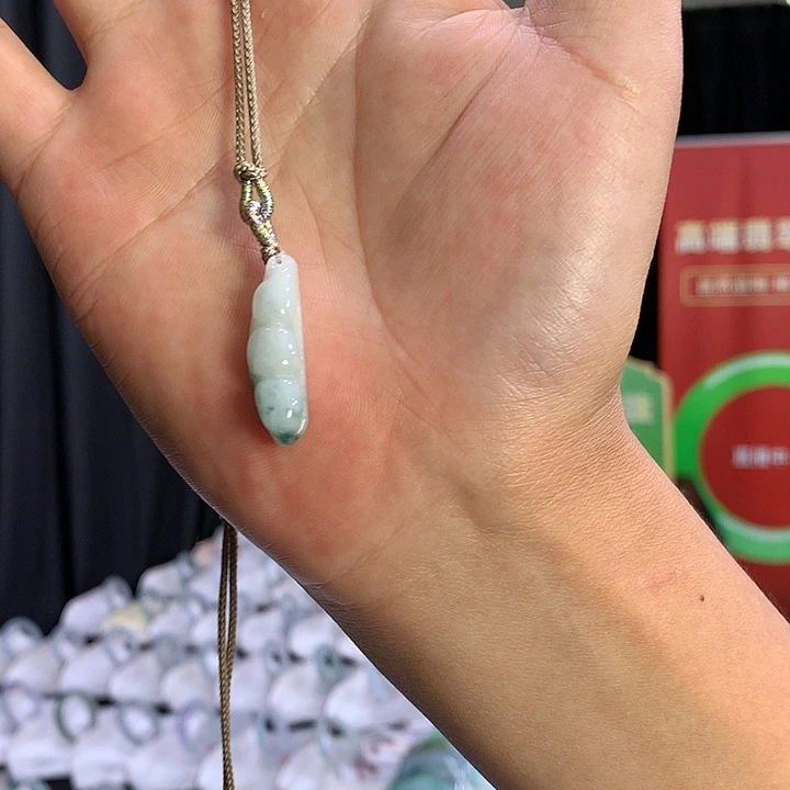 翡翠未镶嵌颈饰缅甸翡翠