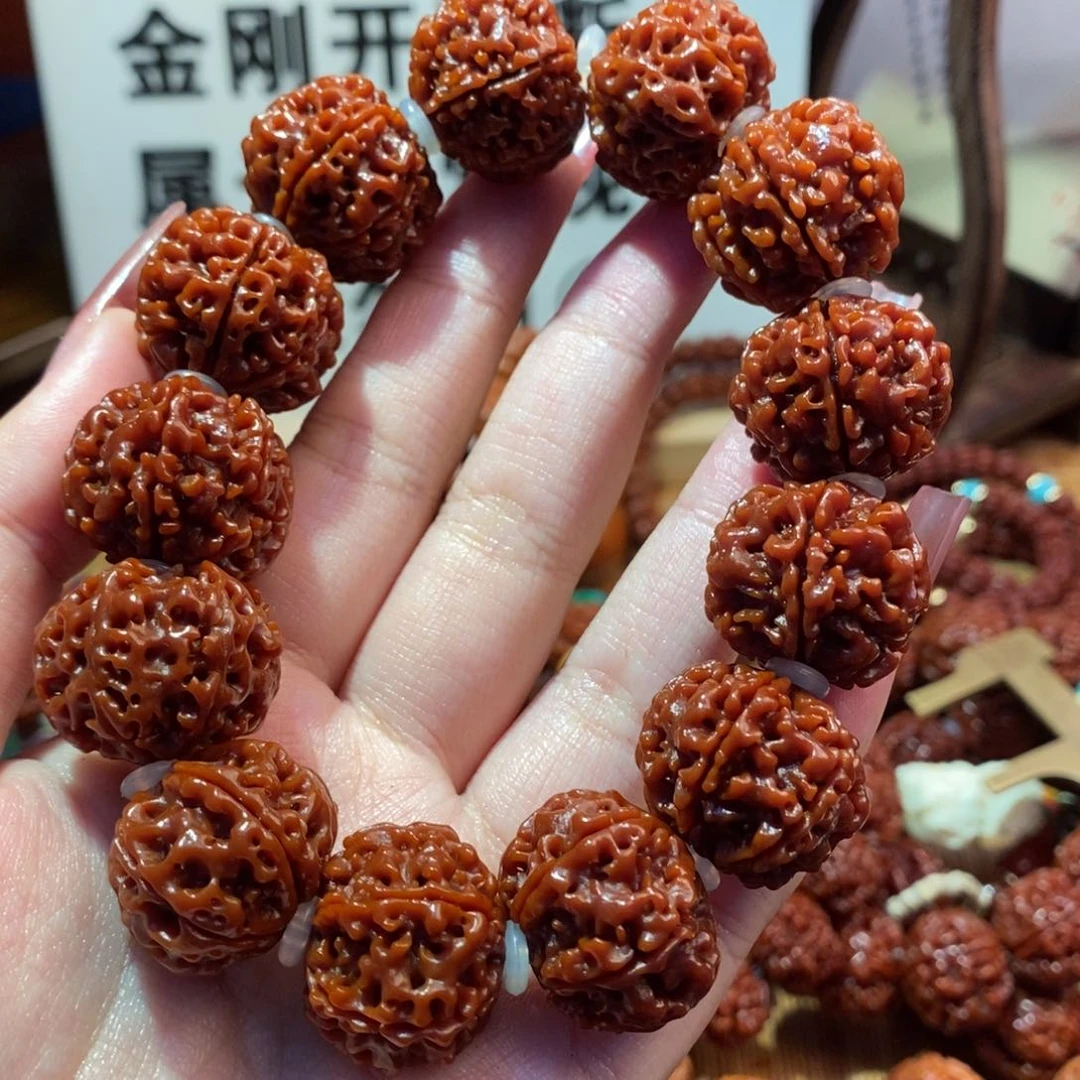 金刚菩提手串226玉化