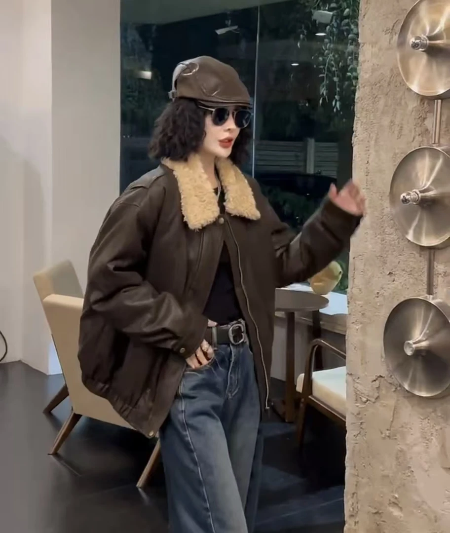 2025年秋冬季新款极简风毛领pu外套88390