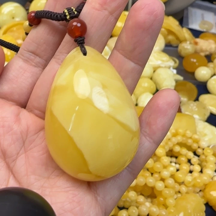 未镶嵌颈饰蜜蜡天然蜜蜡