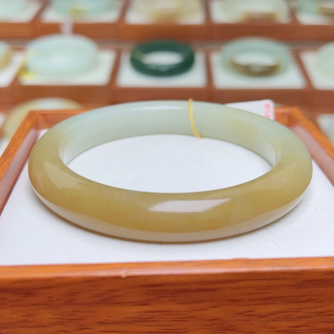 和田玉手镯未镶嵌59