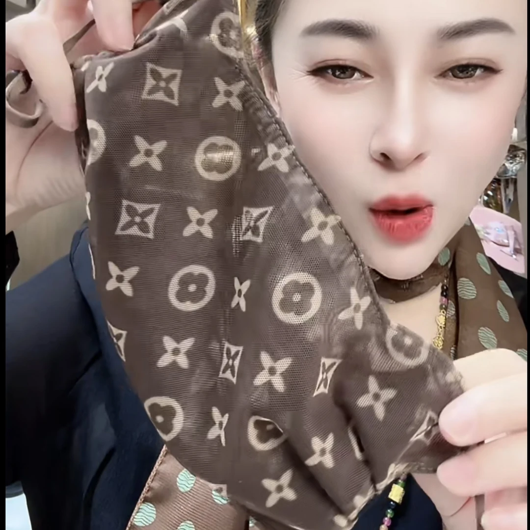 糖果小笛经典四叶草弹力网纱防晒口罩亲肤透气可以水洗均码女款